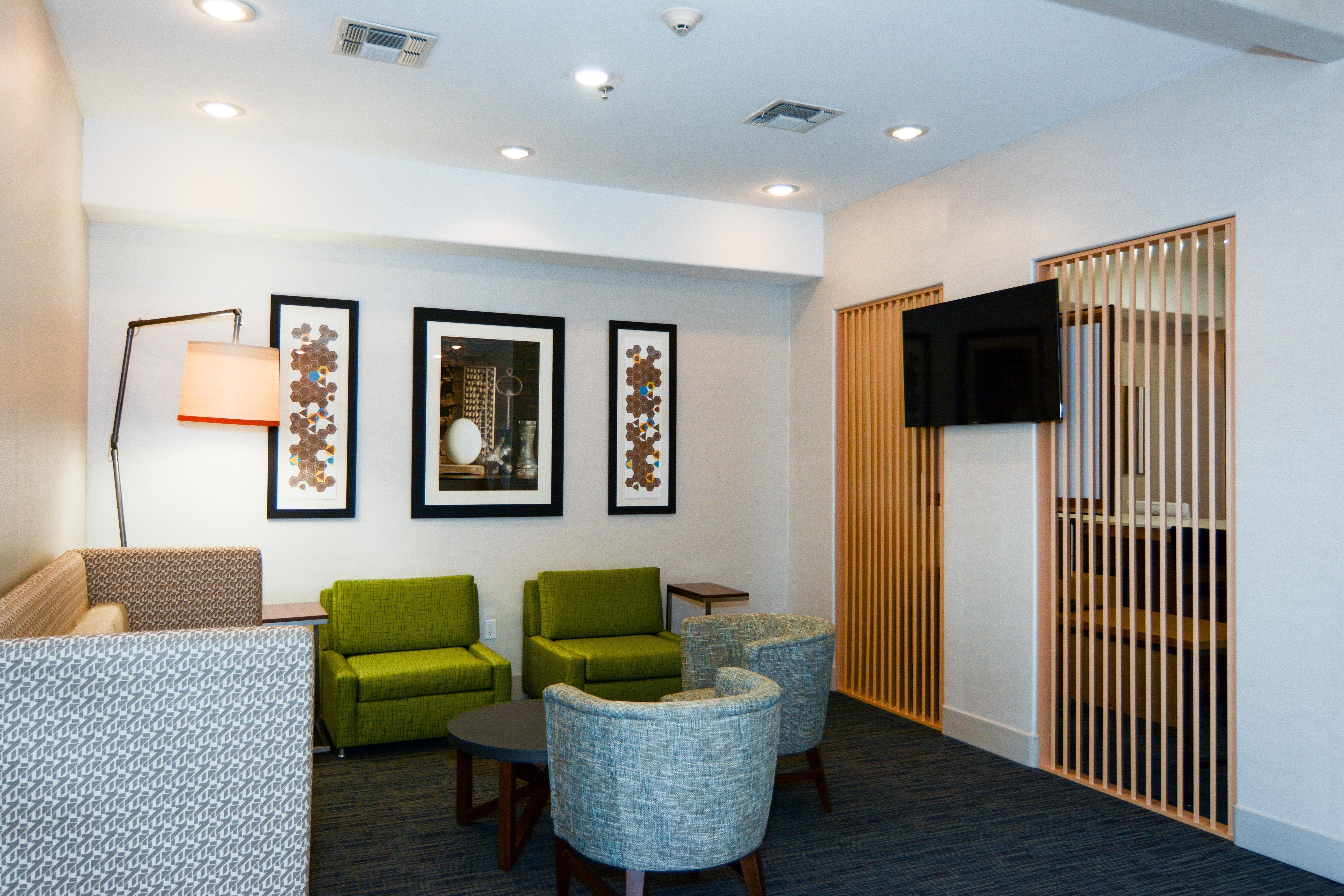 Holiday Inn Express Hotel & Suites New Boston By Ihg Екстер'єр фото